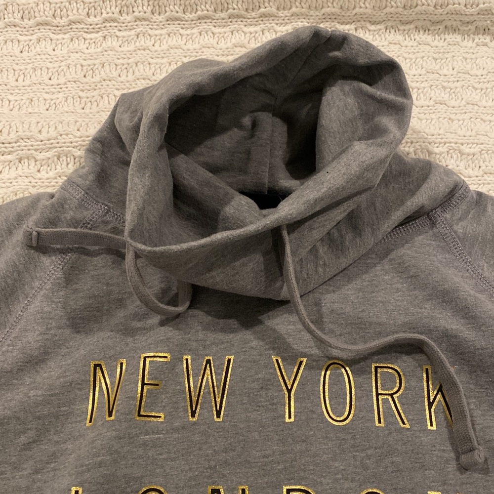 Gap Pullover Sweatshirt - image 4